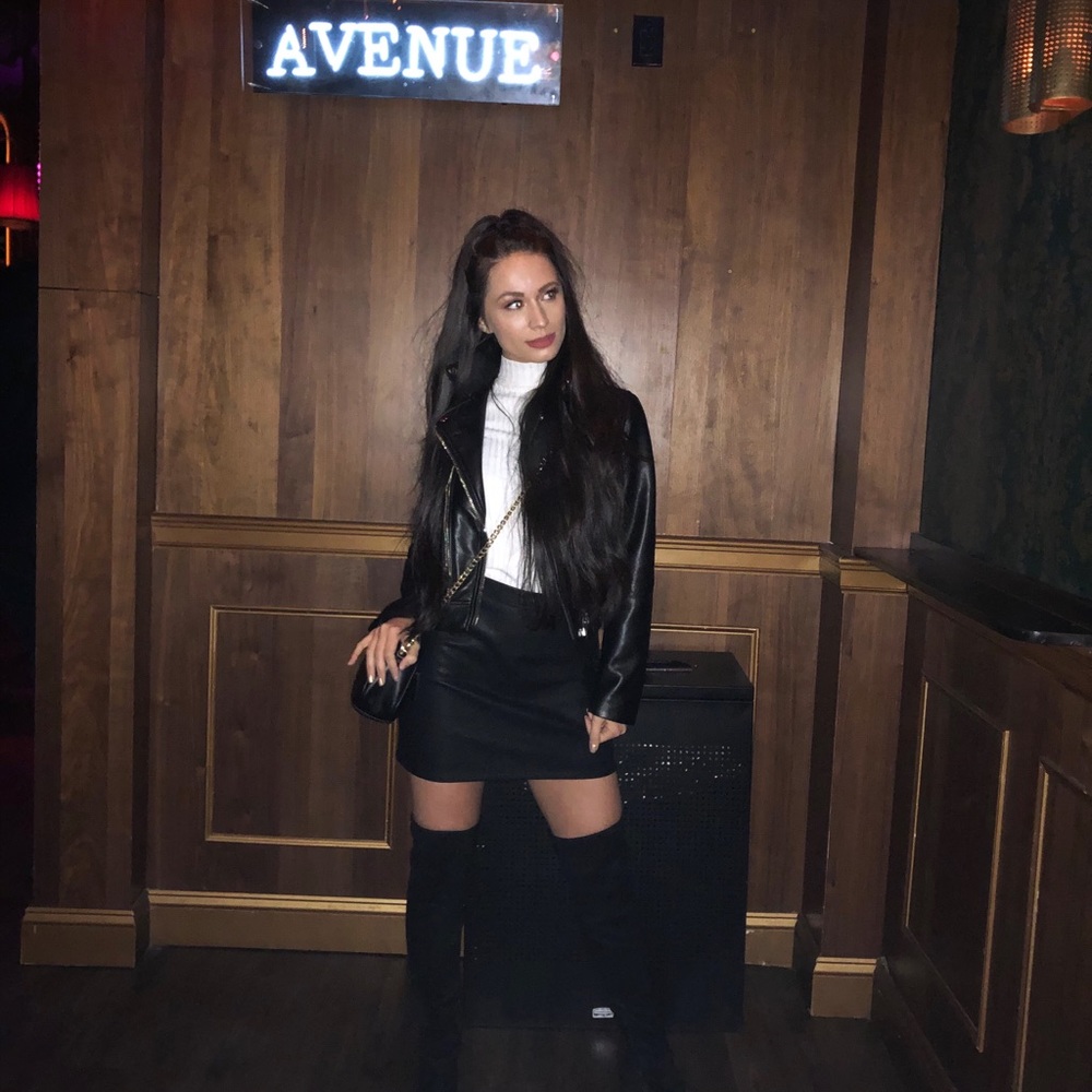 Meet your Posher, Theresa